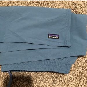 Patagonia baggies 5 inch women’s